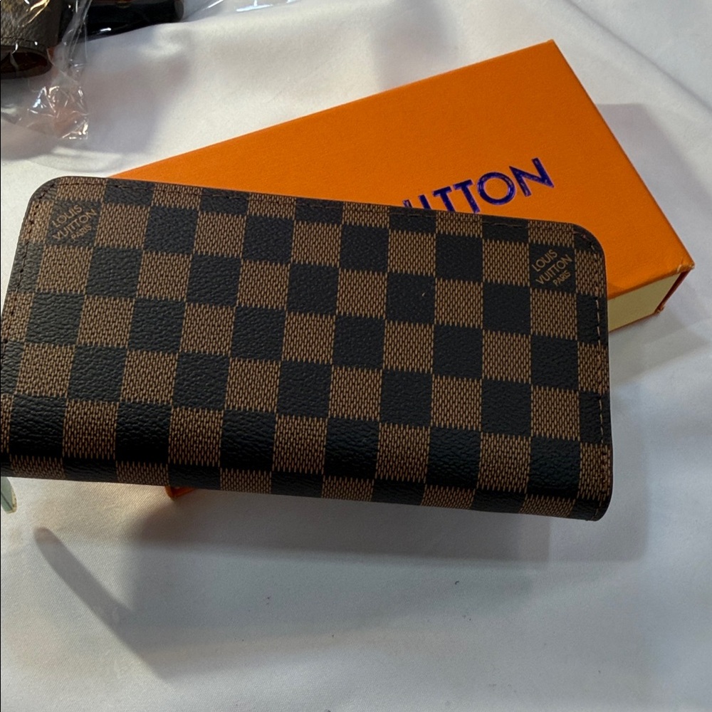 Checkered Brown and‎ Black Wallet